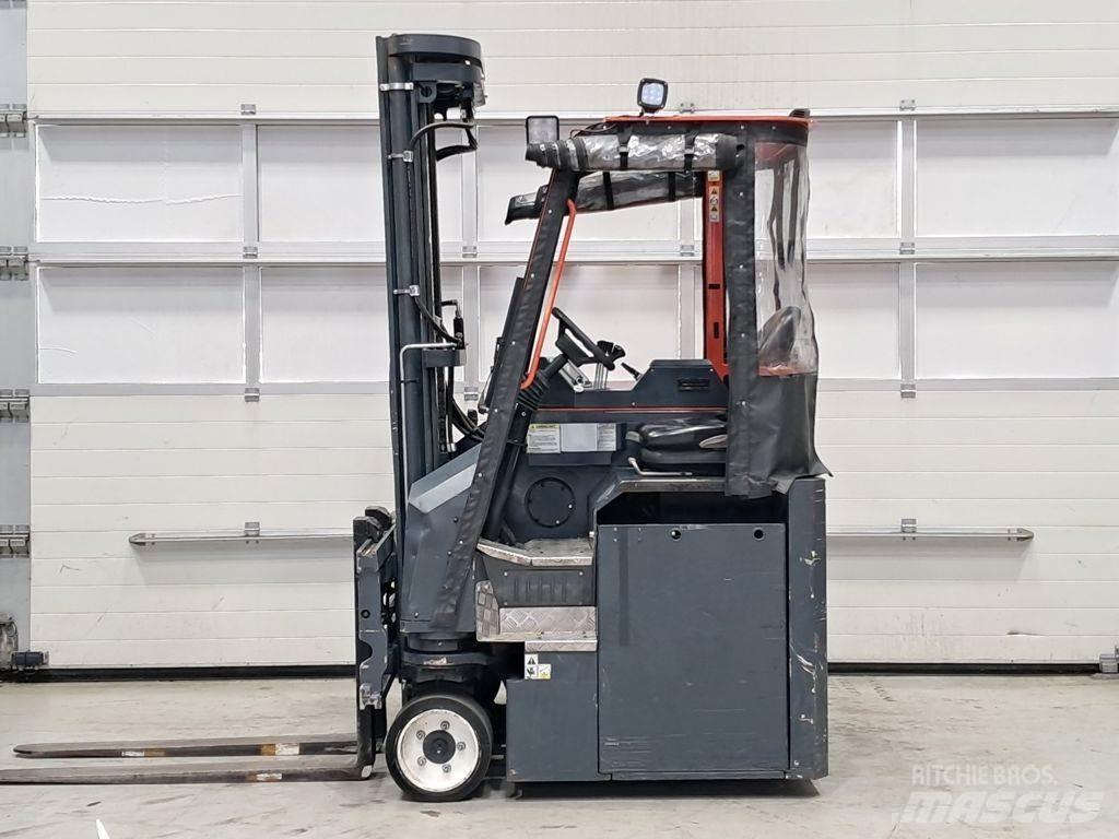 Combilift CBE2500 Zijlader