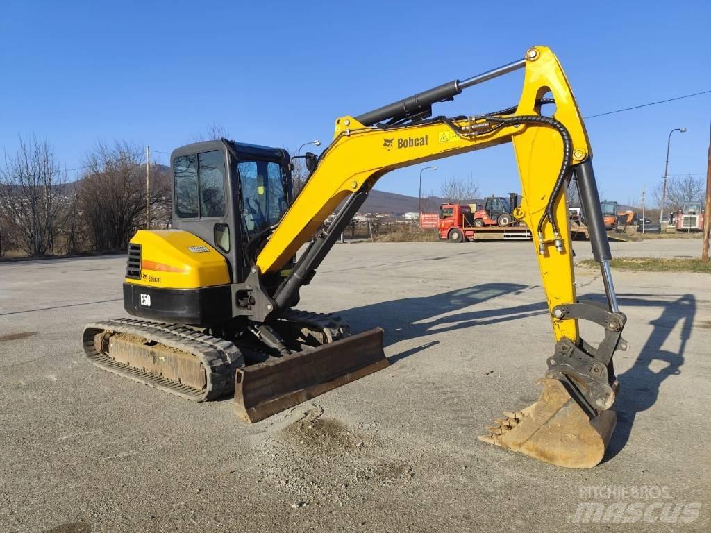 JCB 8085 Midigraafmachines 7t - 12t