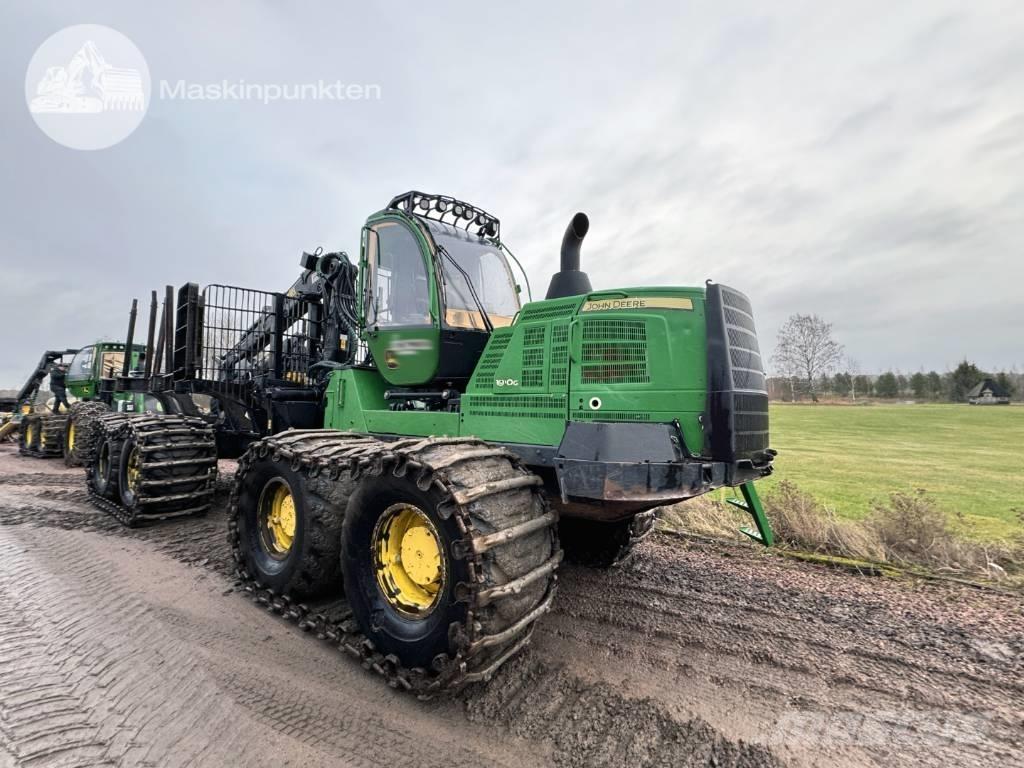 John Deere 1910 G Uitrijwagens