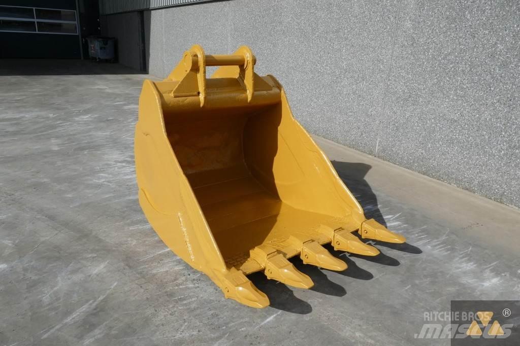 CAT 330 Bucket Bakken