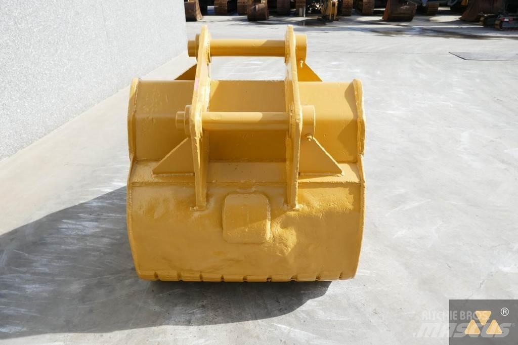 CAT 330 Bucket Bakken