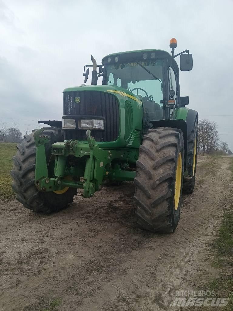 John Deere 6820 AQ Tractoren