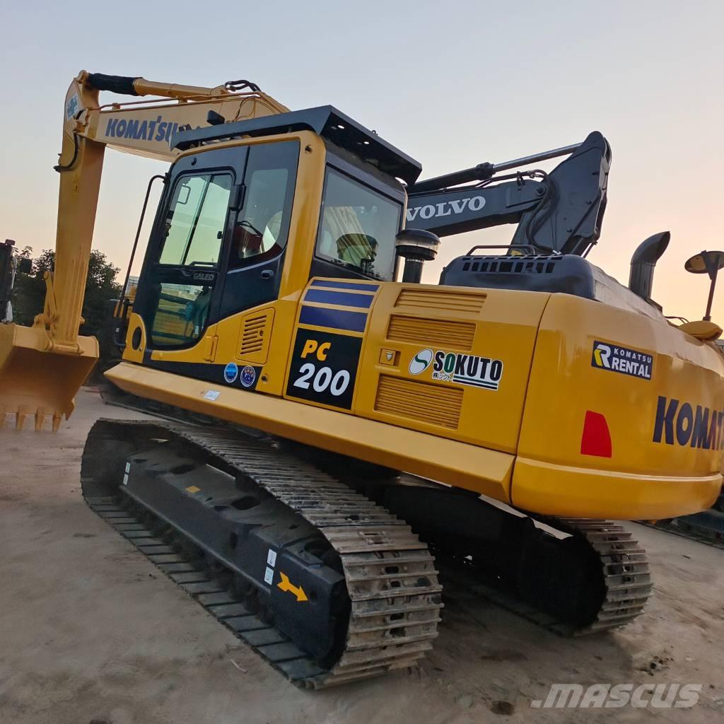 Komatsu PC 200-8 Rupsgraafmachines