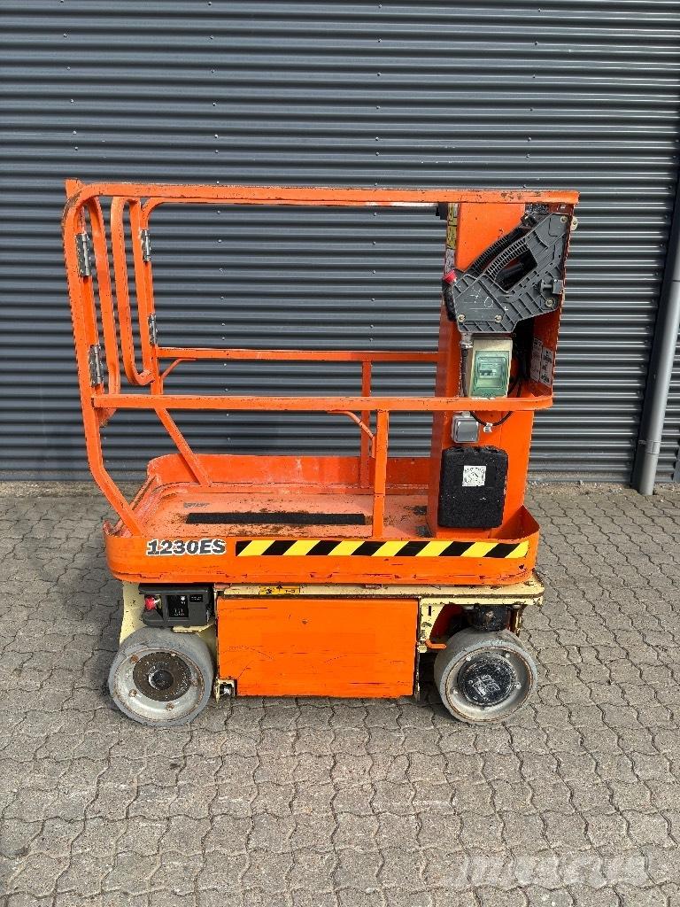 JLG 1230 ES Personenliften en invalideliften