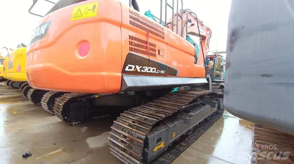 Doosan DX300 LC-9C Rupsgraafmachines