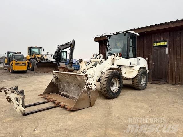 Volvo L 30 B Wielladers