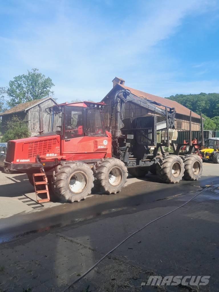 Valmet 840.2 Uitrijwagens