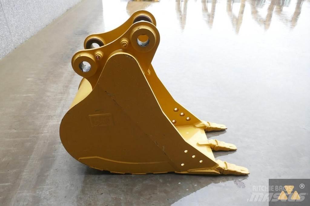 CAT 320 Bucket Bakken