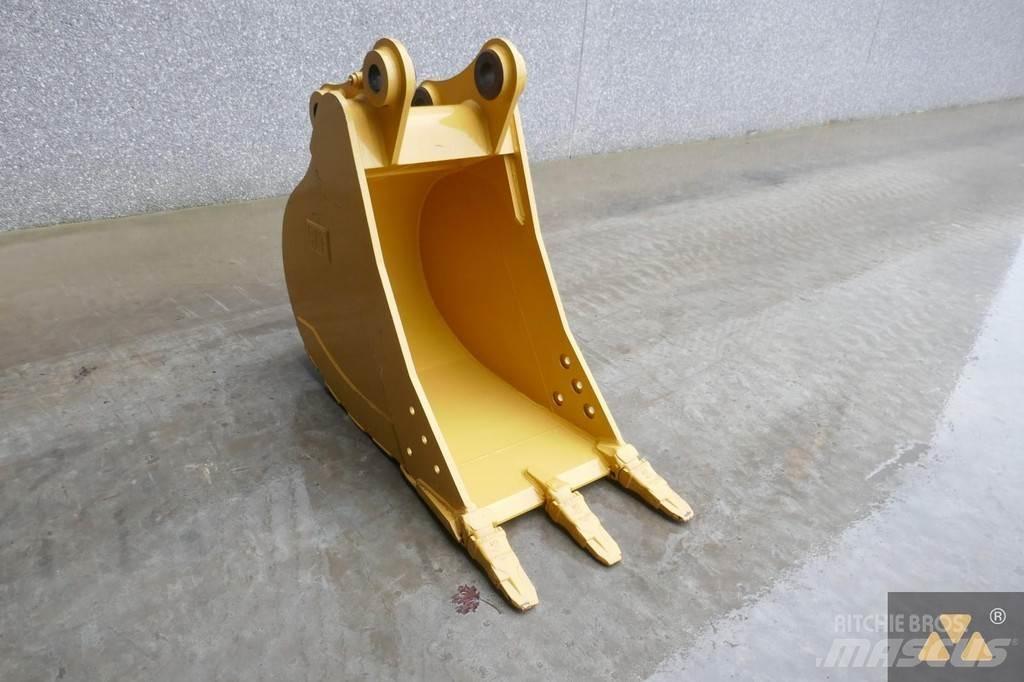 CAT 320 Bucket Bakken