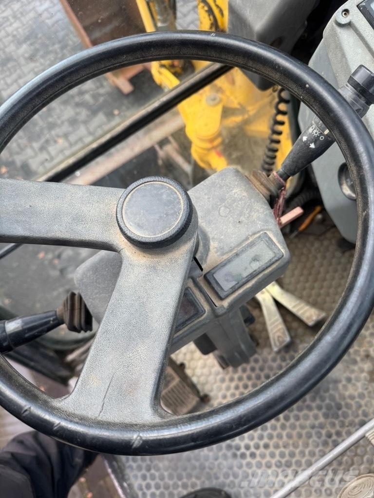 Kramer-allrad 812 Midigraafmachines 7t - 12t