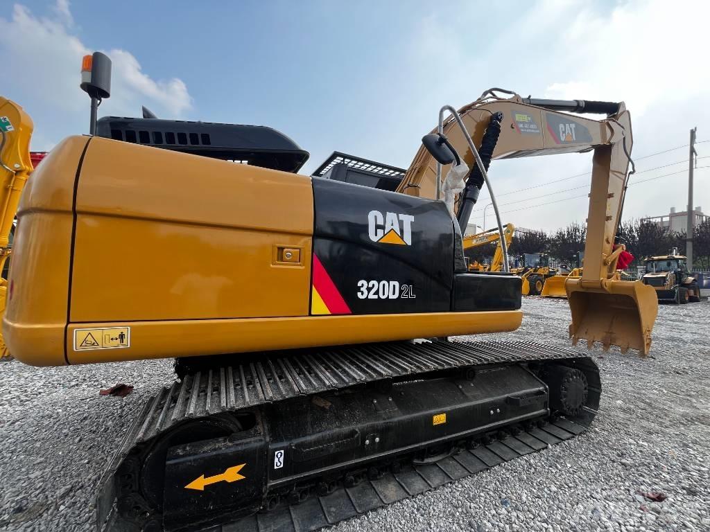 CAT 320 D Rupsgraafmachines