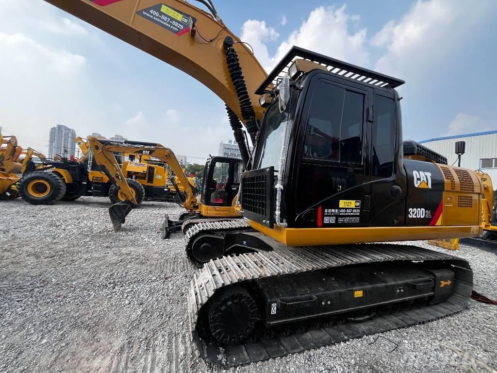 CAT 320 D Rupsgraafmachines