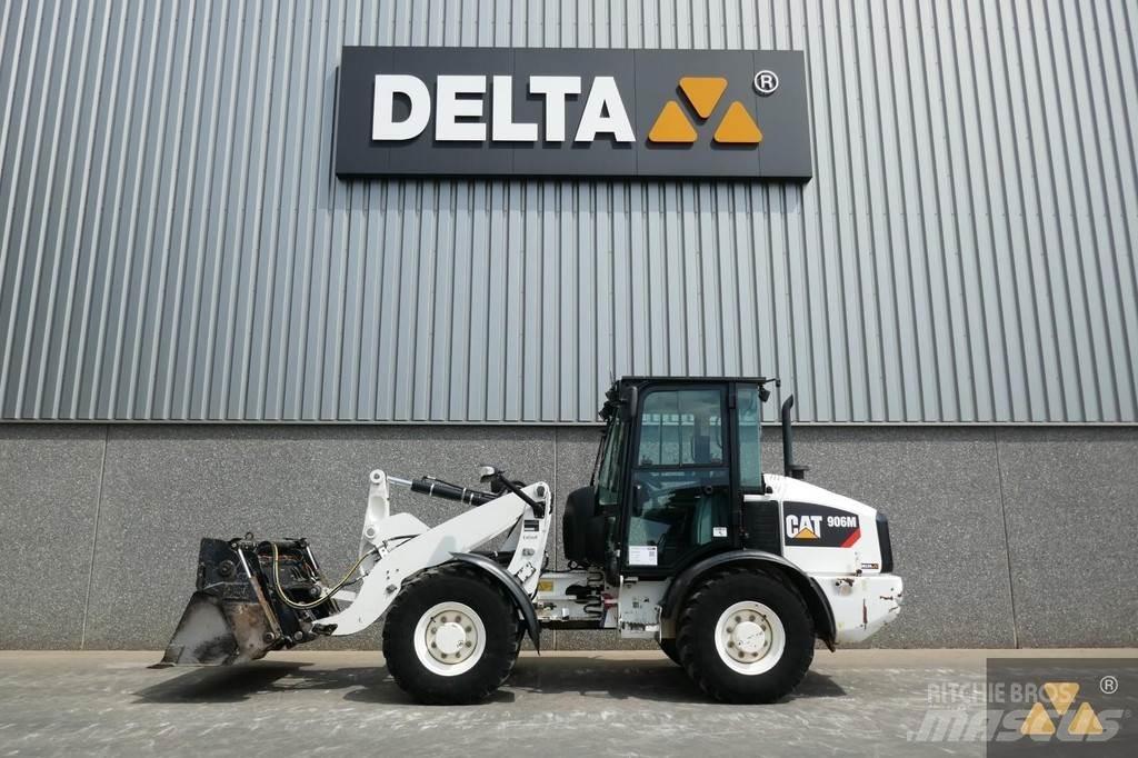 CAT 906M Wielladers
