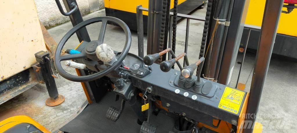 Samsung SF 20 D Diesel heftrucks
