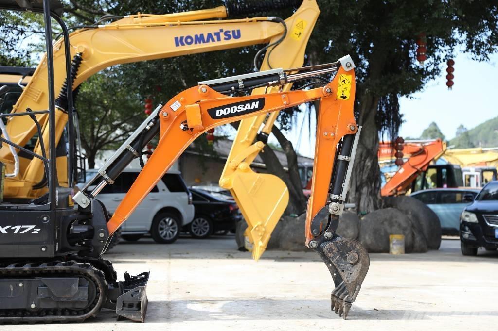 Doosan DX 17 Rupsgraafmachines