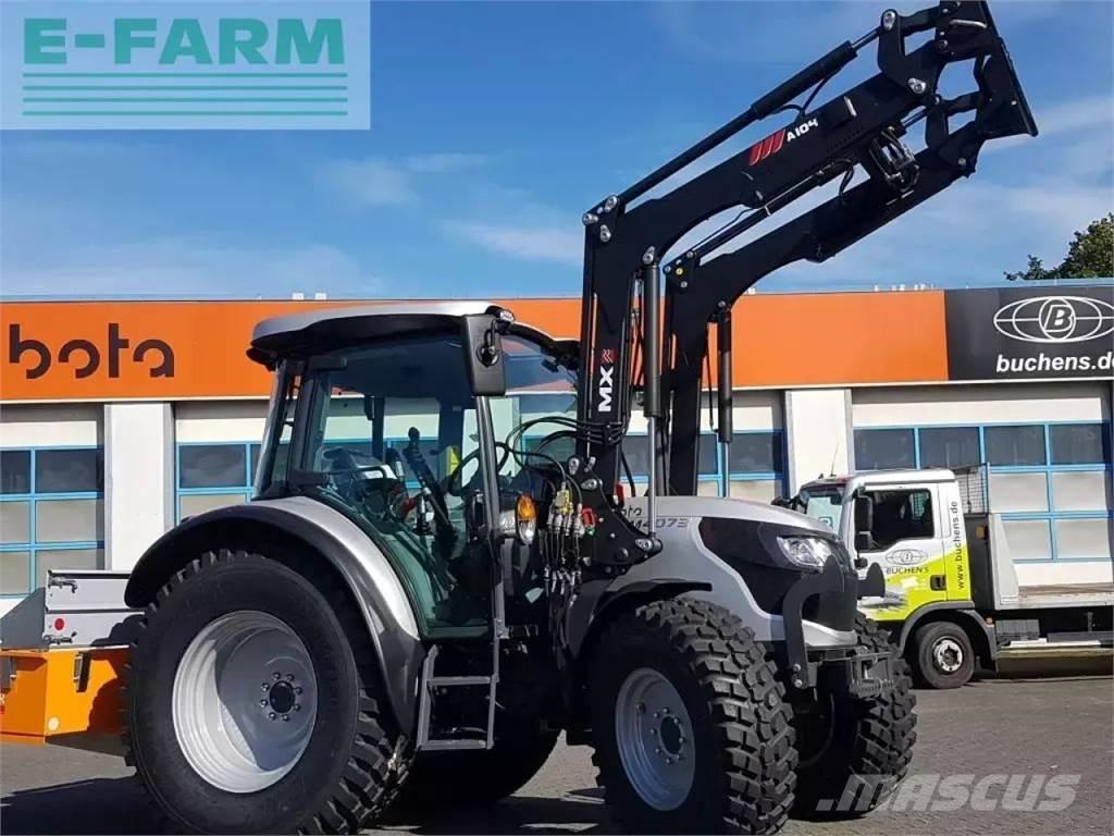 Kubota m4073 cab Tractoren