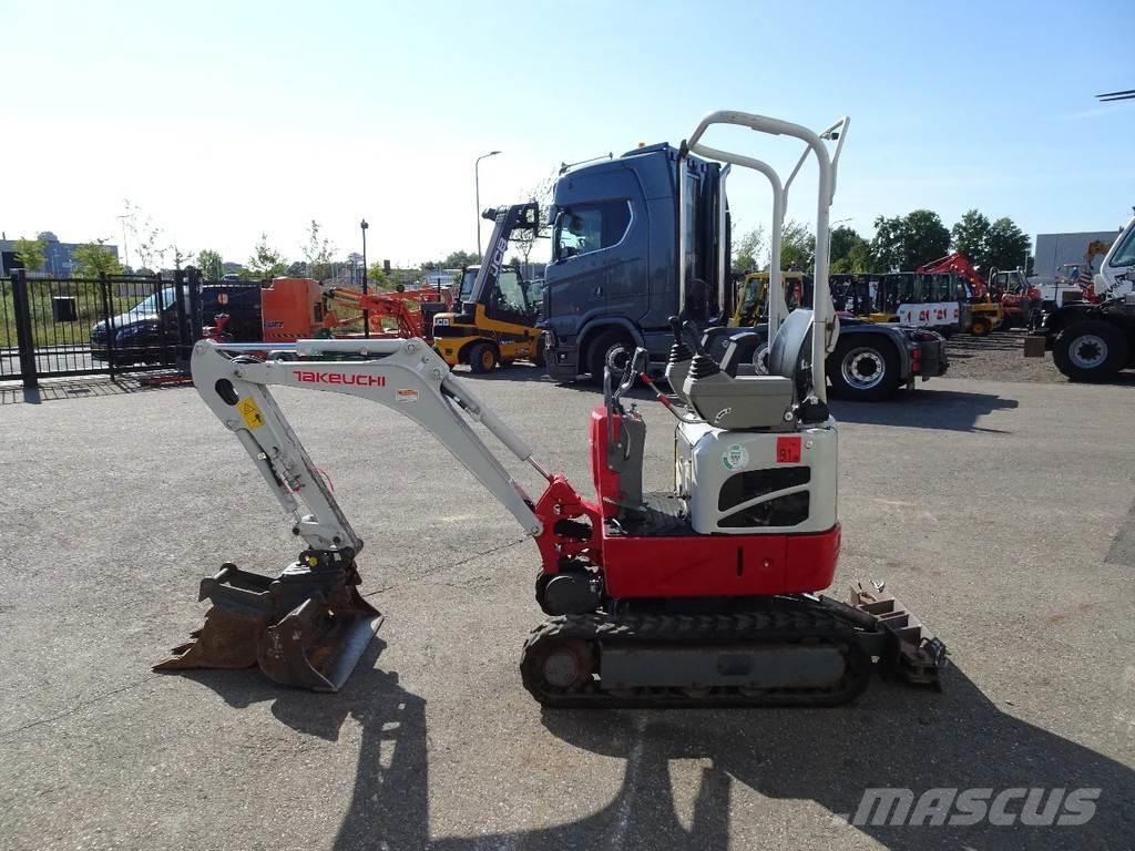 Takeuchi TB210 Minigraafmachines < 7t