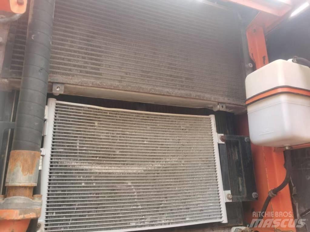 Doosan DX 300 LC Rupsgraafmachines