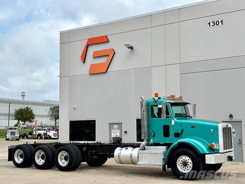 Peterbilt 365 Trekkers