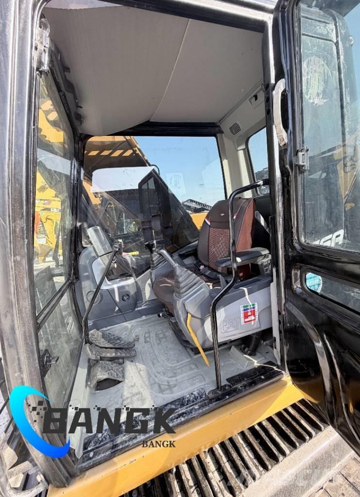 CAT 320 D Rupsgraafmachines