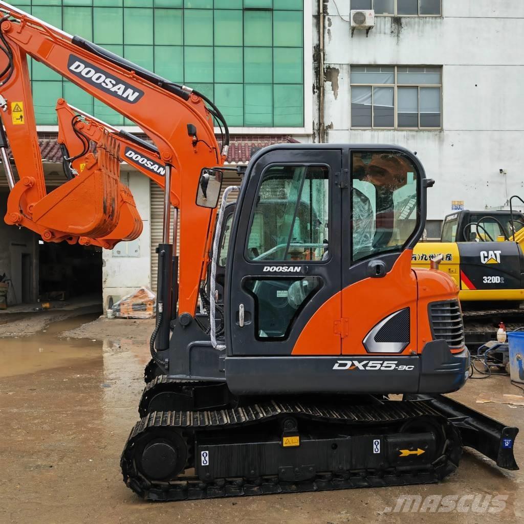 Doosan DX 55-9 C Rupsgraafmachines
