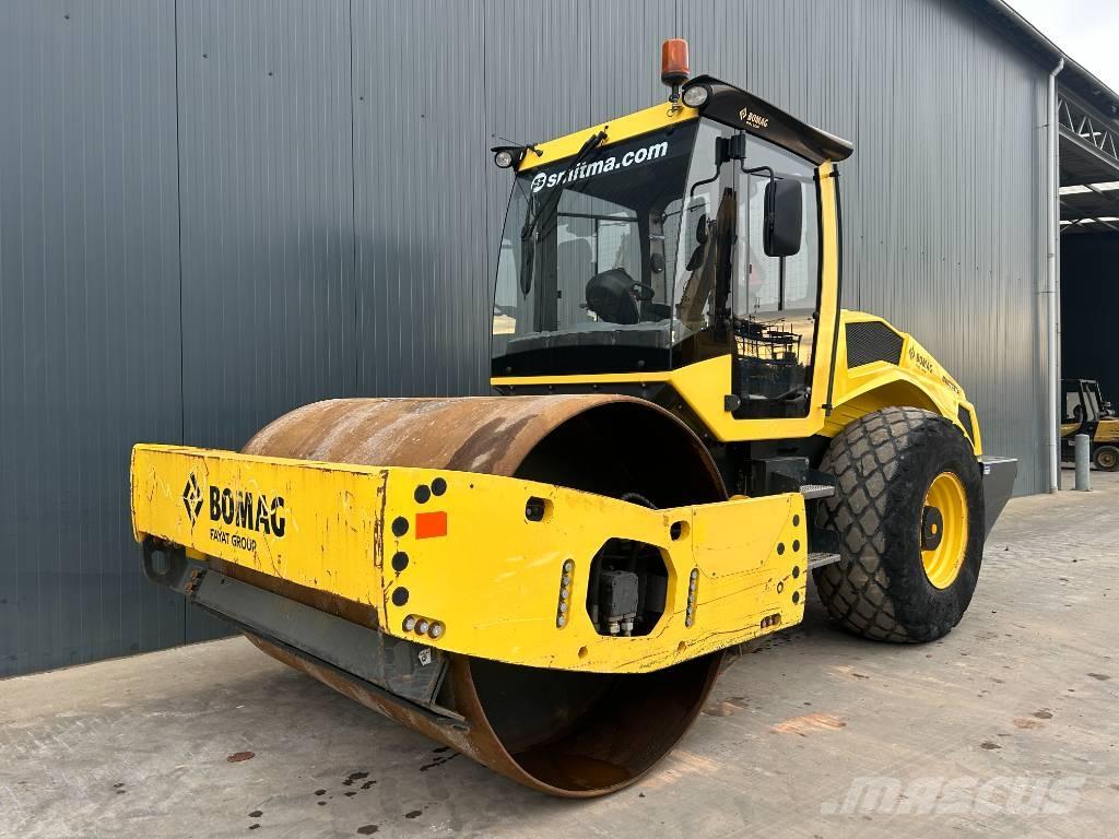 Bomag BW213D-5 Grondverdichtingsmachines