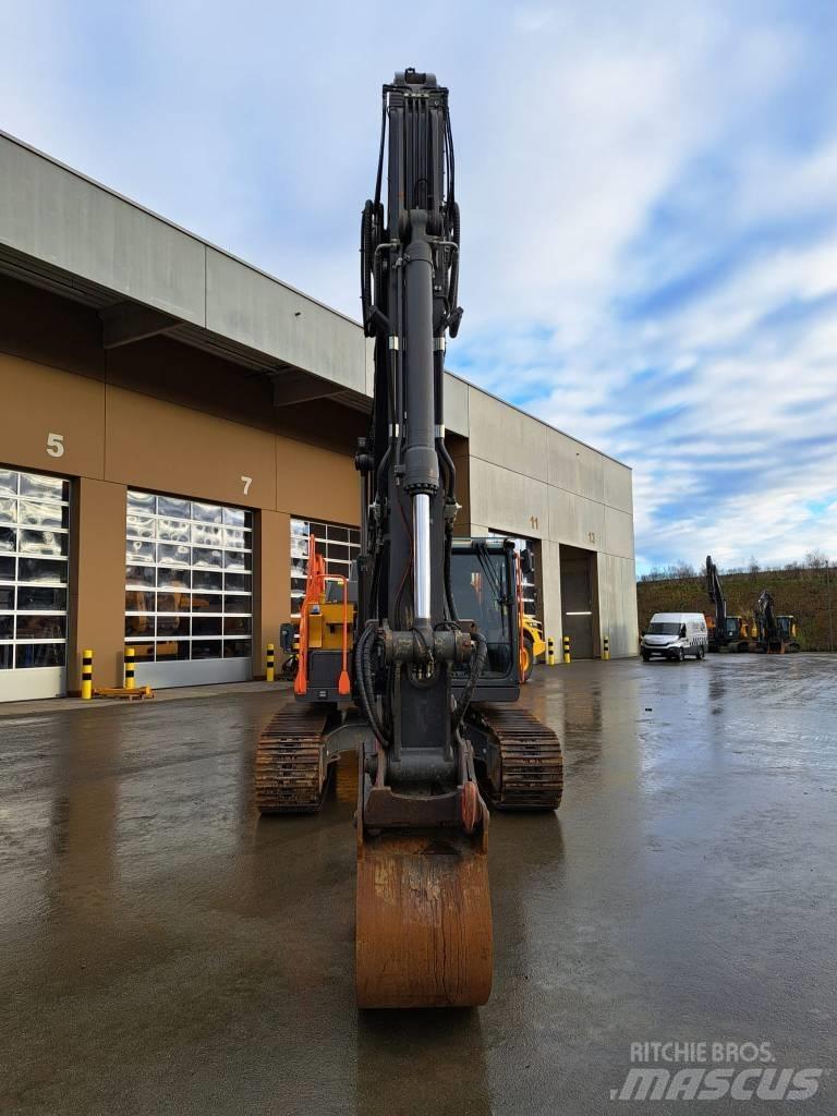 Volvo EC 200 EL Rupsgraafmachines