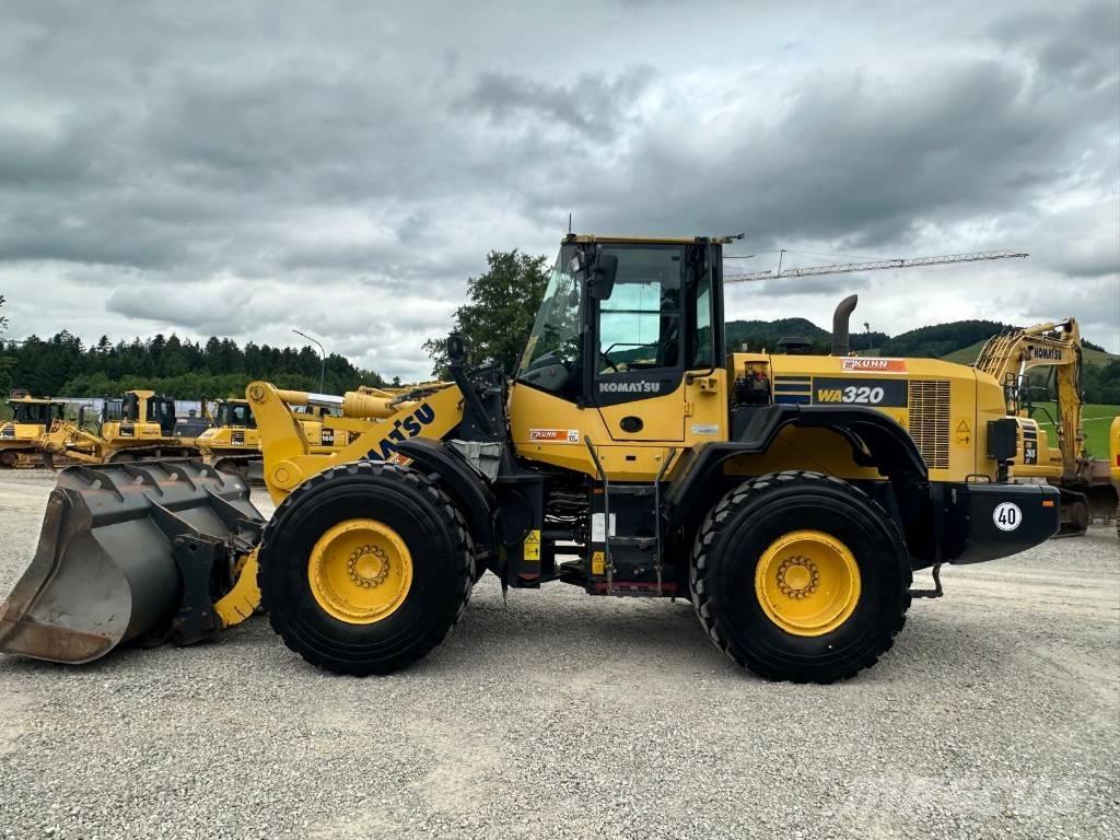 Komatsu WA 320-7 Wielladers