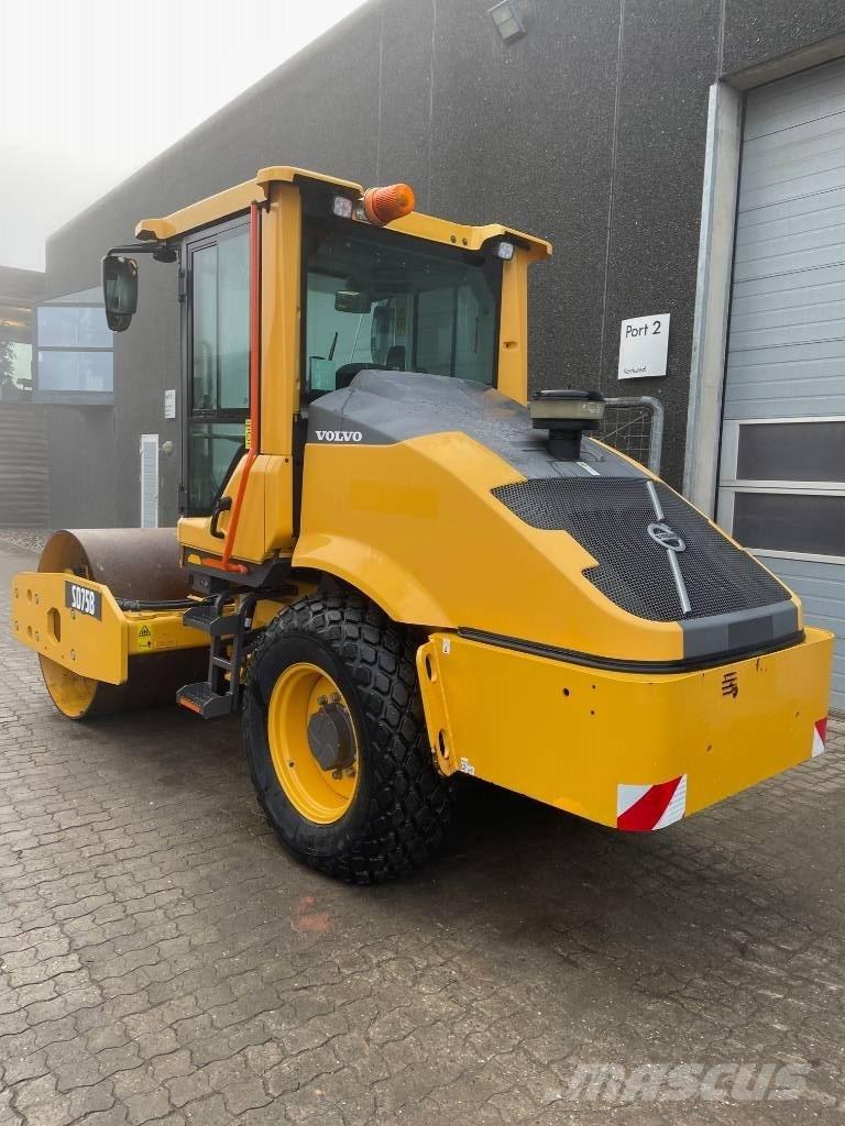 Volvo SD75B Trilrolwalsen