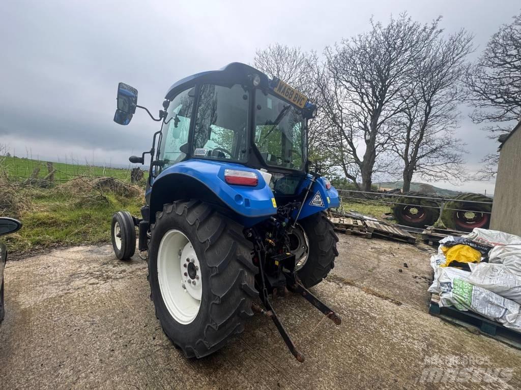 New Holland T 4.65 Tractoren