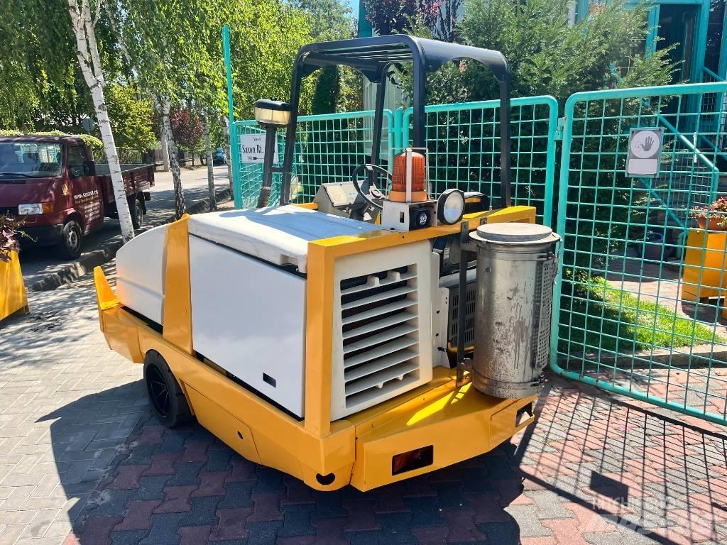 Tennant 6650D      V-2809 Terreinbeheermachines - overige