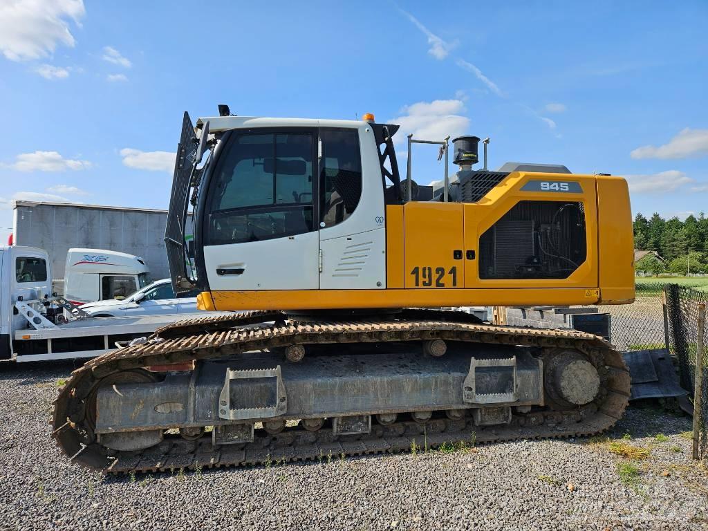 Liebherr R 945 Rupsgraafmachines