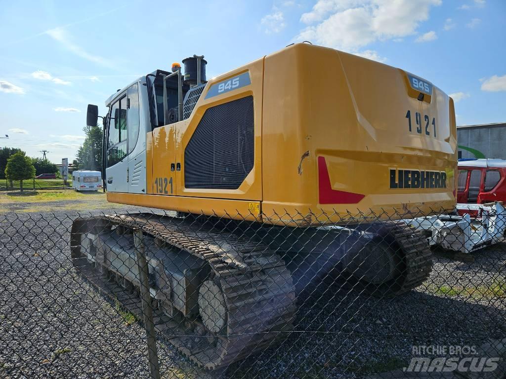 Liebherr R 945 Rupsgraafmachines