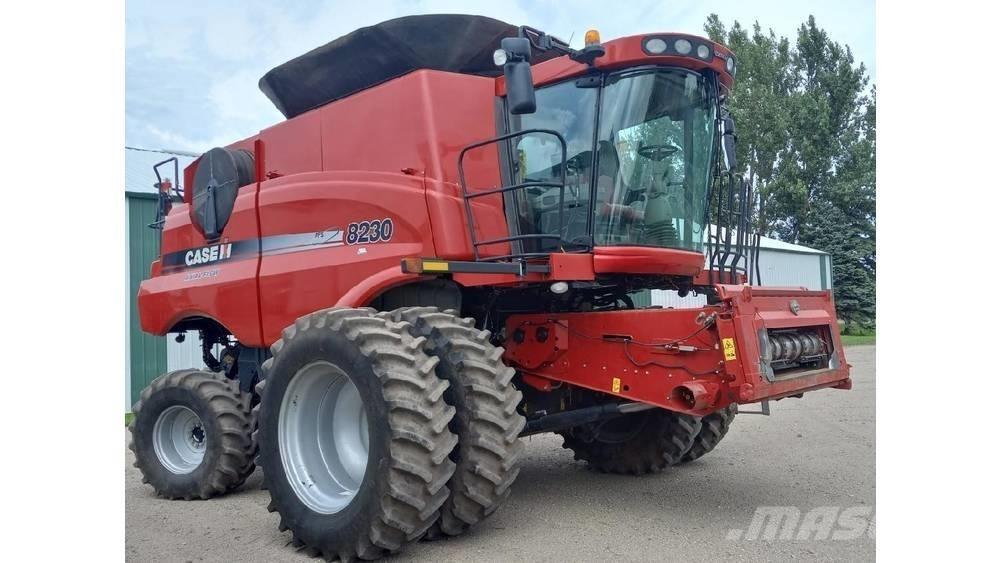 Case IH 8230 Maaidorsmachines