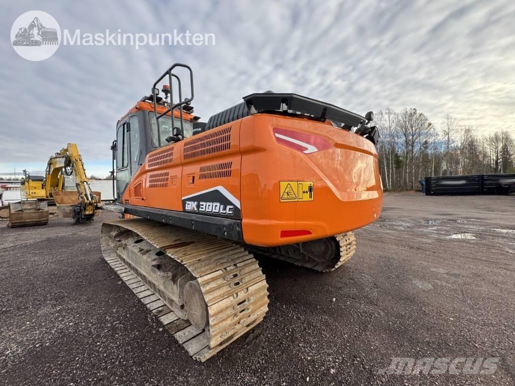Doosan DX 300 LC Rupsgraafmachines