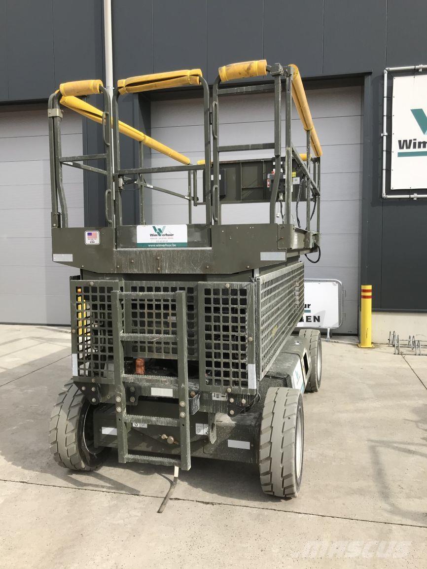 JLG M3369 (4331) Schaarhoogwerkers