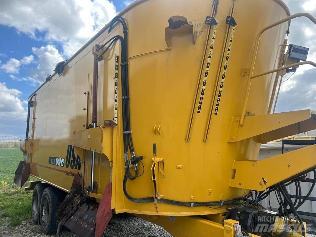 Peecon 1600 CF Voedermachines
