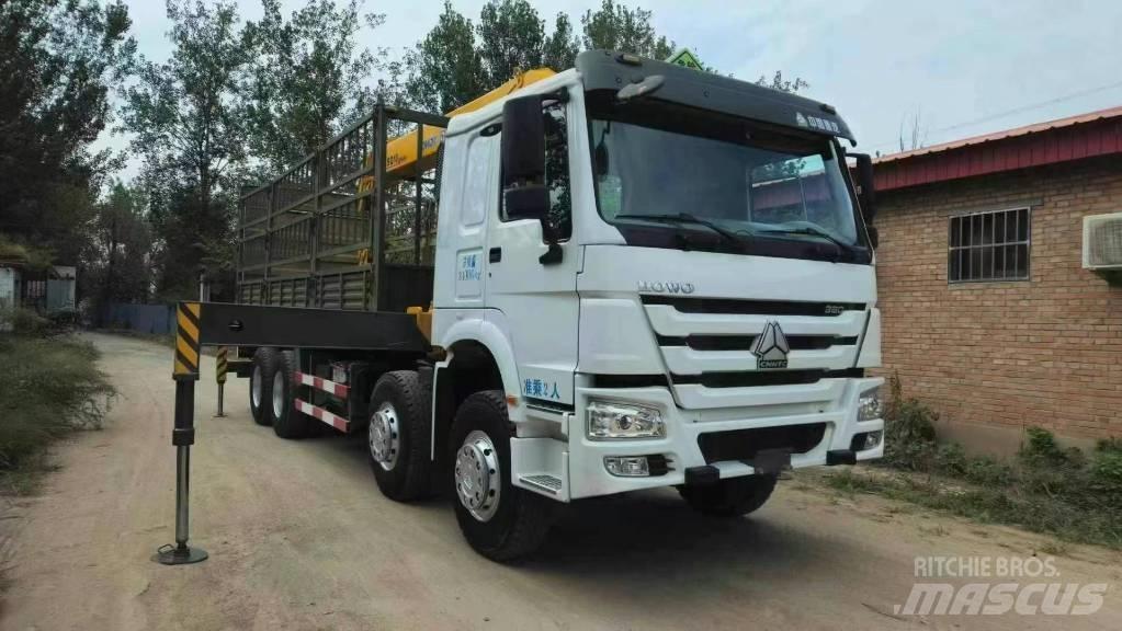 Howo 371 375 380 Vlakke laadvloer met kraan
