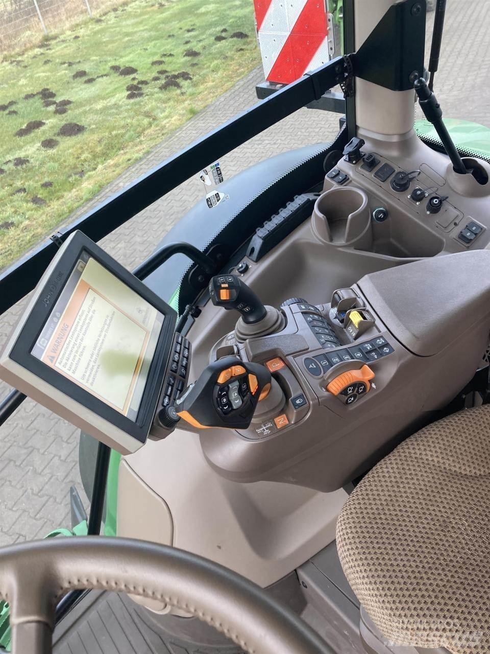 John Deere 6R 195 Tractoren