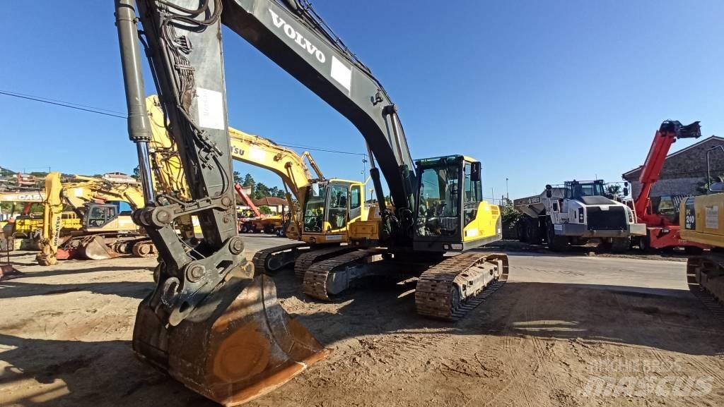 Volvo EC 240 C L Rupsgraafmachines