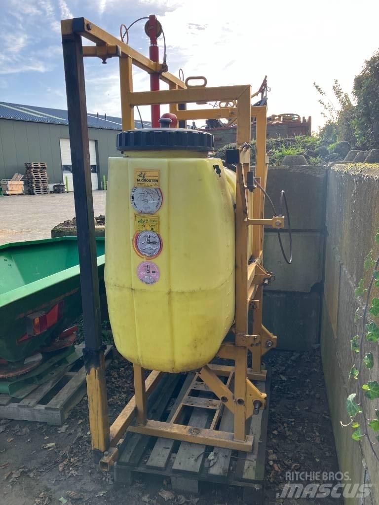 Dubex Tank in frame Gedragen spuitmachines