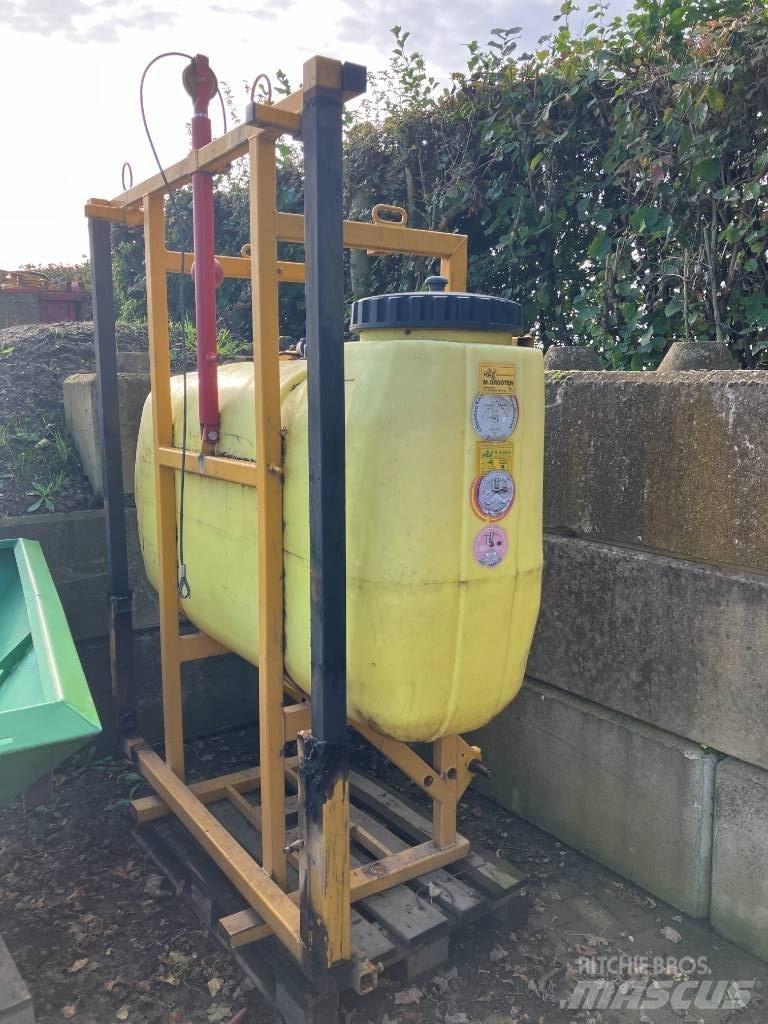 Dubex Tank in frame Gedragen spuitmachines