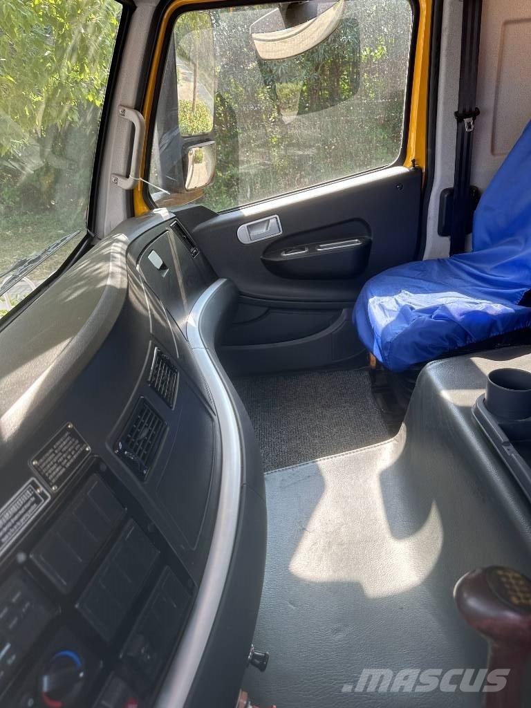 XCMG QY55KC Ruw terrein kranen