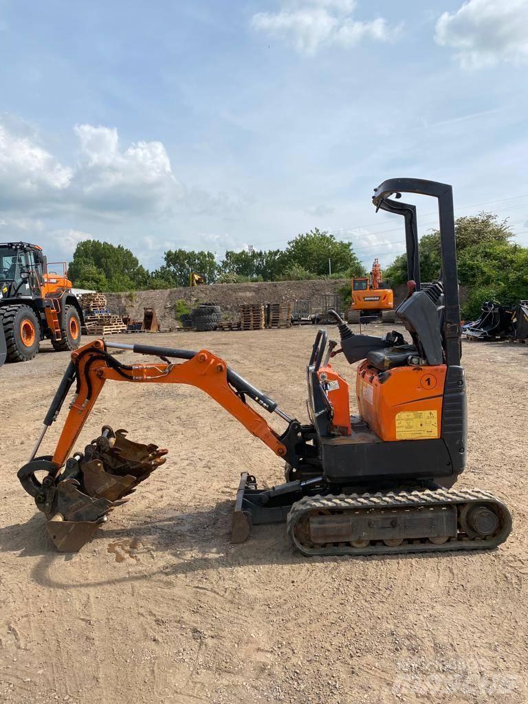 Doosan DX 10 Z Minigraafmachines < 7t