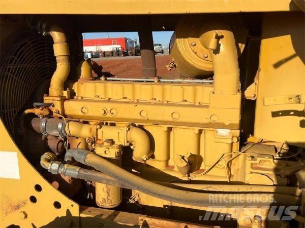 CAT 561 C PIPELAYER Pijpenleggers