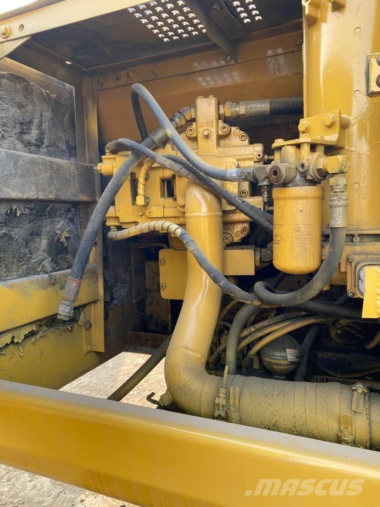 CAT 325 B L Rupsgraafmachines