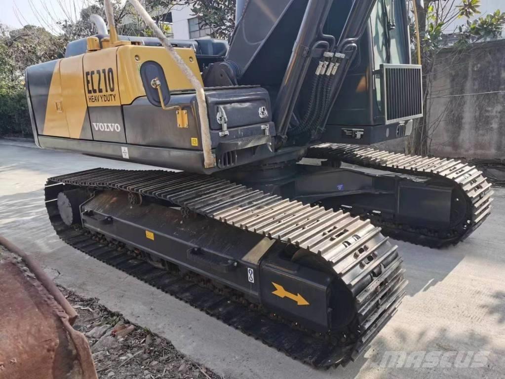Volvo EC 210 Rupsgraafmachines