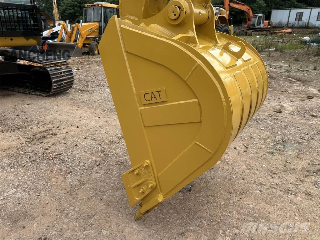 CAT 320 D Rupsgraafmachines