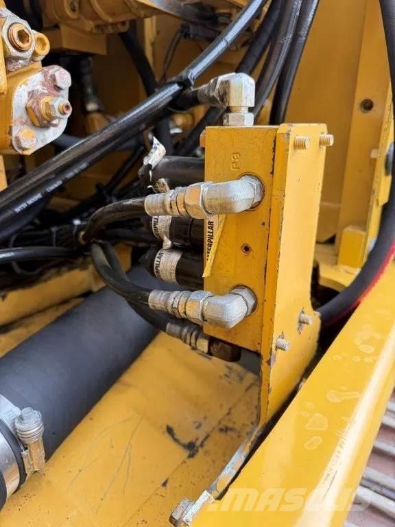CAT 320DL Rupsgraafmachines