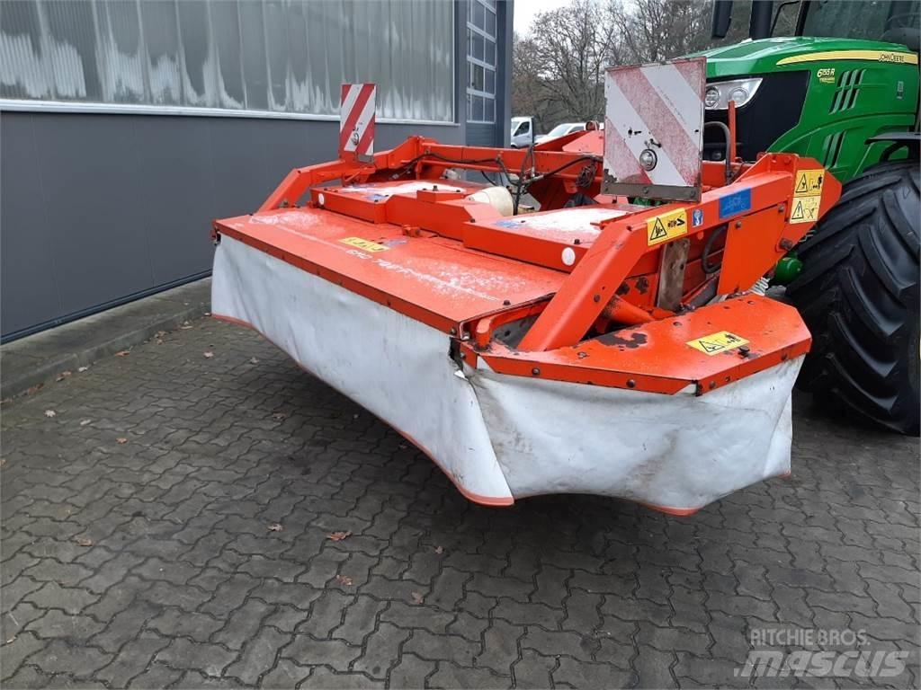 Kuhn GMD 702 F Maaikneuzers